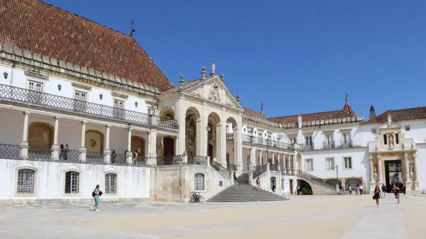 Universidade de Coimbra - AWAY