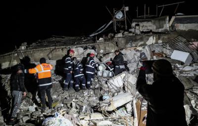 Sismo que abalou a Turquia e a Síria já causou mais de 7.700 mortos - TVI