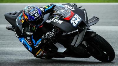 MotoGP: Miguel Oliveira em 16.º nos primeiros treinos em Portimão - TVI