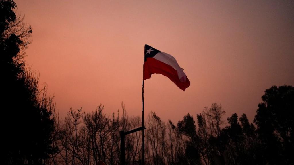 Seca e incêndios no Chile (foto: Matias Delacroix/AP)