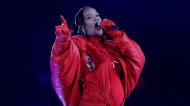 Rihanna confirma gravidez no Super Bowl (EPA/CAROLINE BREHMAN)
