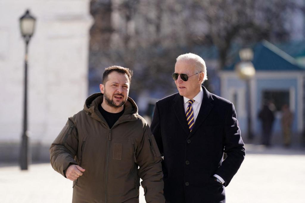 Joe Biden e Volodymyr Zelensky em Kiev (Getty Images)