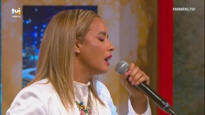 Liliana Almeida canta «Mais Bonita Contigo» - TVI