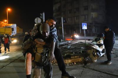 Pelo menos seis mortos e quase 300 feridos após novos sismos na Turquia - TVI