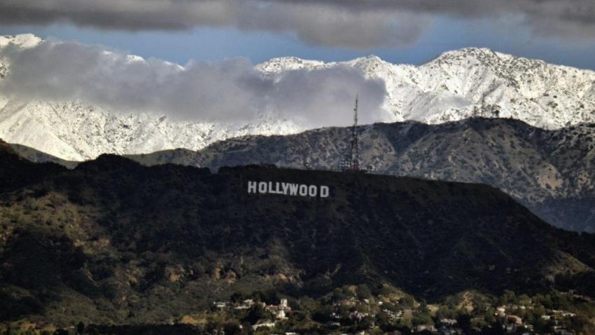 Neve em Hollywood - AWAY