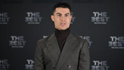 Cristiano Ronaldo junta relógio de 130 mil euros à coleção de objetos de luxo - TVI
