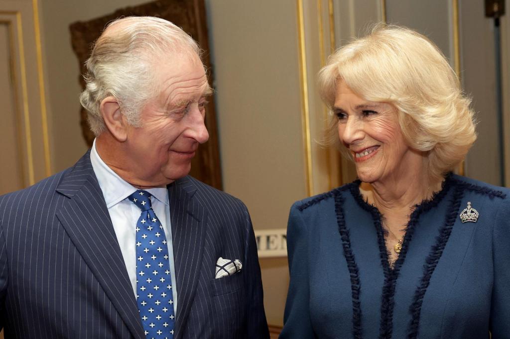 Carlos III e Camilla (Associated Press)