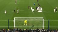 Milan «desmonta» defesa do Tottenham com livre estudado
