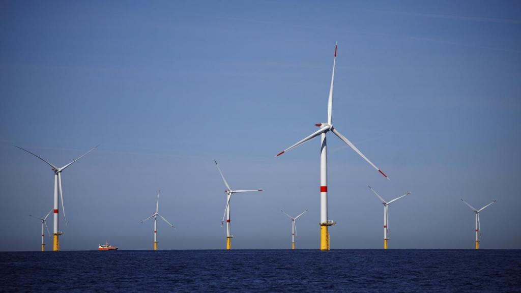 Energia eólica offshore (foto: Stephane Mahe/Pool photo via AP)