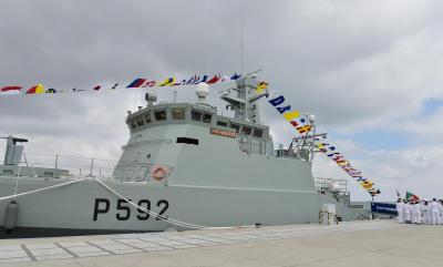Marinha avança com processos disciplinares a militares que se recusaram a partir para missão na Madeira - TVI