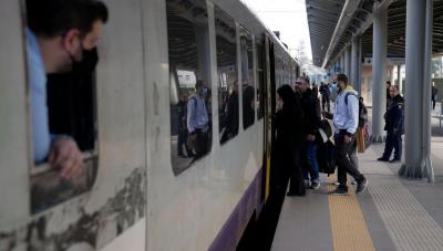 Comboios voltam a circular na Grécia 21 dias após acidente grave - TVI