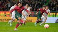 Cristiano Ronaldo fez o 3-0 no Portugal-Liechtenstein de penálti (AP/Armando Franca)