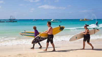 Cabo Verde com recorde de mais de 835 mil turistas em 2022 - TVI