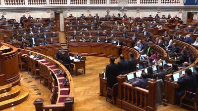 Eutanásia: Parlamento vota novamente diploma a 12 de maio - TVI