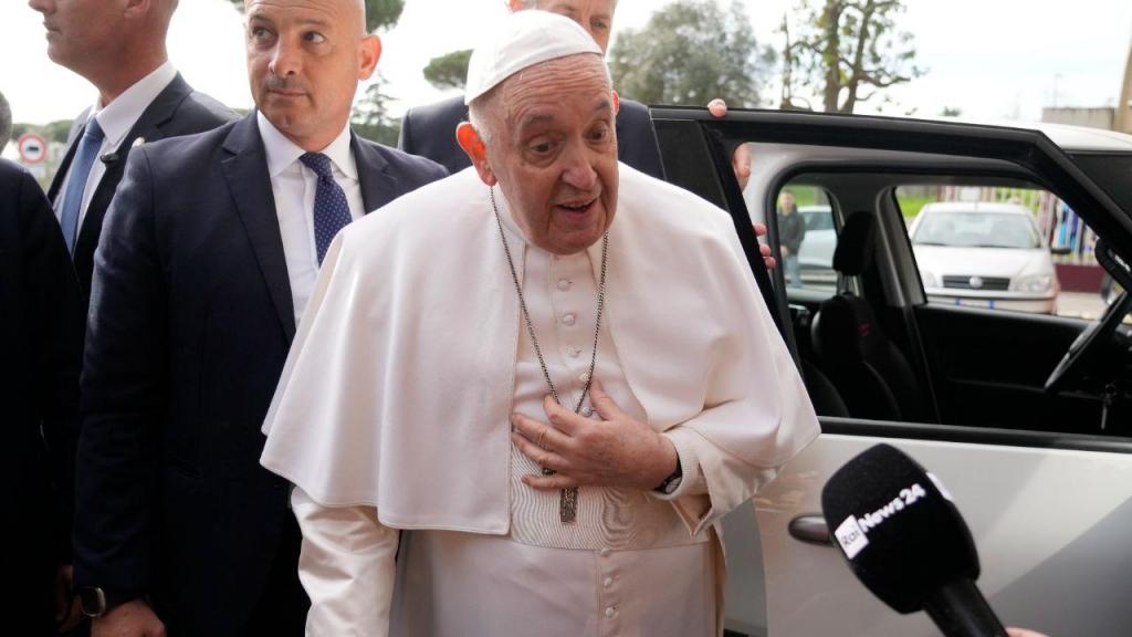 Papa Francisco já teve alta hospitalar (AP Photo/Gregorio Borgia)