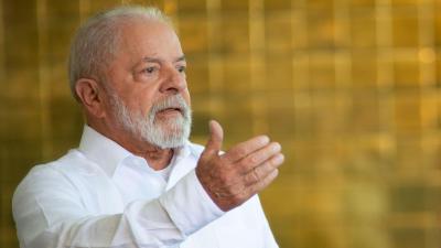 Lula da Silva fala no Parlamento no dia 25 de abril, sessão solene só começa a seguir - TVI