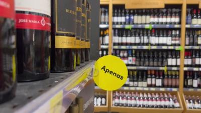 "Estamos a vender barato o nosso bom vinho", diz ministra da Agricultura - TVI