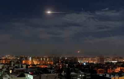 Israel anuncia ter atingido a Síria, depois de disparos de foguetes - TVI