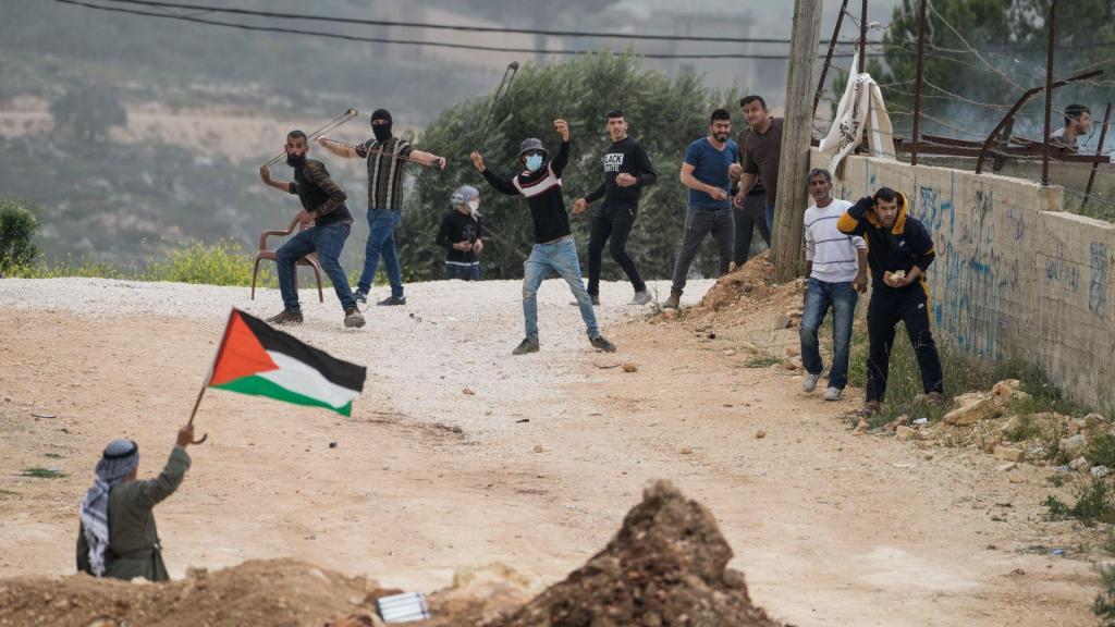 Confrontos entre israelitas e palestinianos na Cisjordânia (Majdi Mohammed/AP)