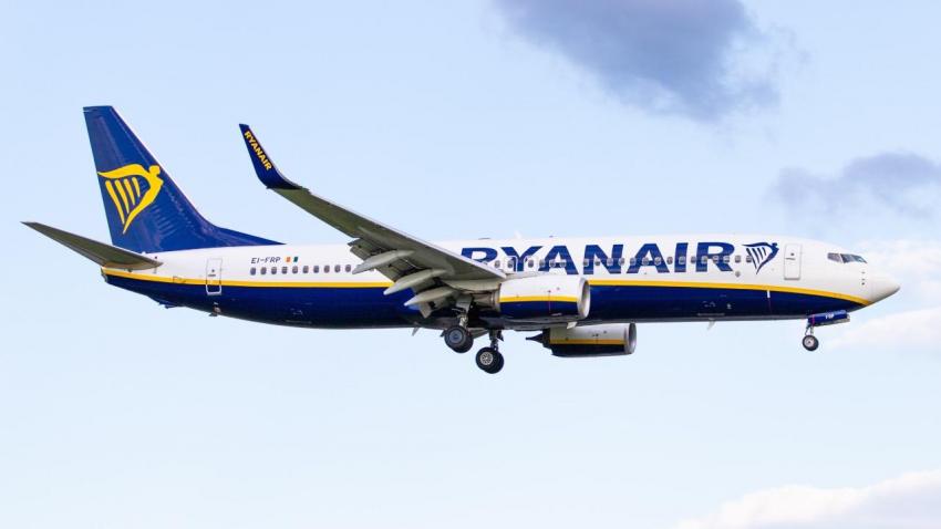 Ryanair - AWAY