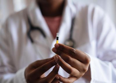 Vacinação contra a gripe e a covid-19 arranca a 29 de setembro - TVI