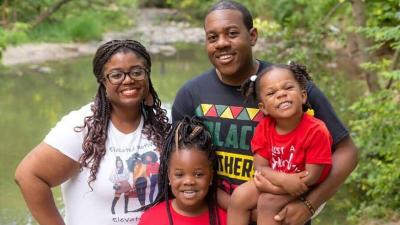 Família afroamericana troca decoração da casa com vizinho branco e consegue mais 80 mil euros na avaliação - TVI