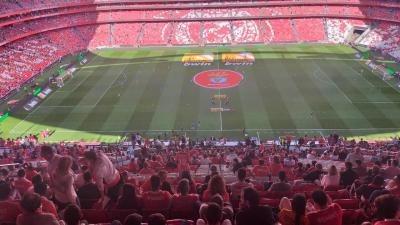 Benfica avisa para venda ilegal de bilhetes contra o Santa Clara - TVI