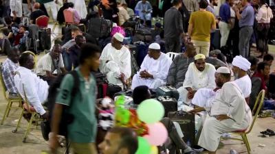 Cerca de três milhões de deslocados em menos de três meses no Sudão - TVI