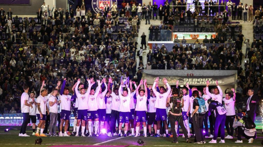 Jogadores do Toulouse (CHARLY TRIBALLEAU/AFP via Getty Images)