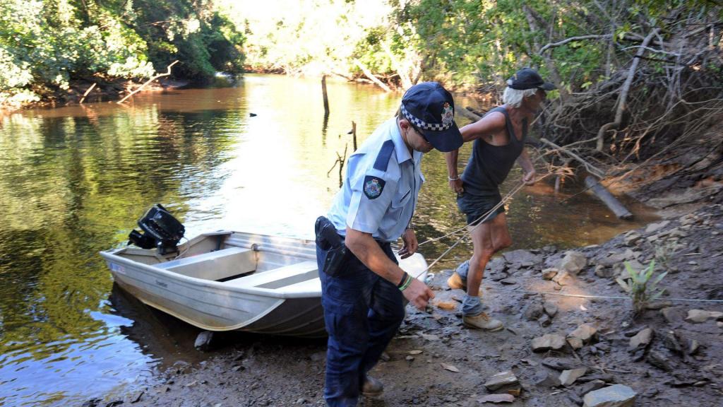 Corpo de um pescador encontrado na Austrália. (Brian Cassey/ AP)