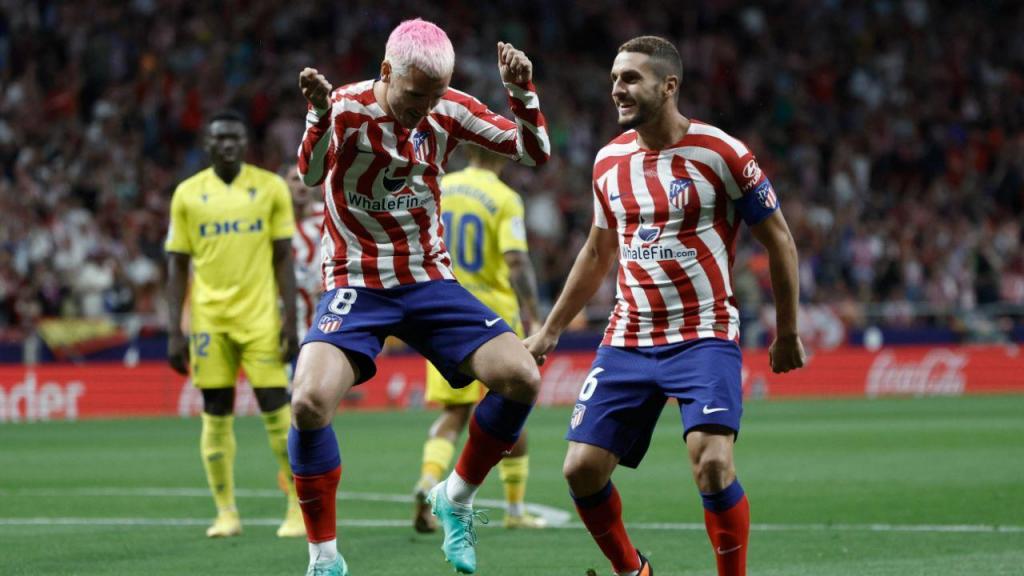 Griezmann dança após marcar no Atlético Madrid-Cádiz (SERGIO PEREZ/EFE/EPA)