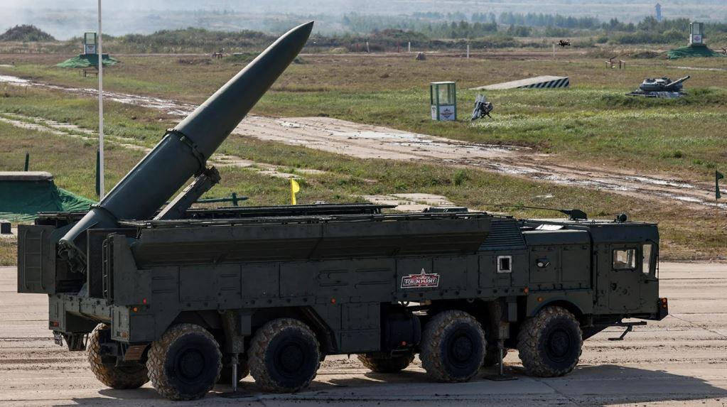 O lançador de mísseis russo Iskander-E durante um teste, nos arredores de Moscovo, a 17 de agosto de 2022. Maxim Shemetov/Reuters/File