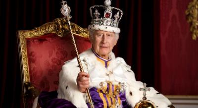 Já há foto oficial do rei Carlos III - TVI