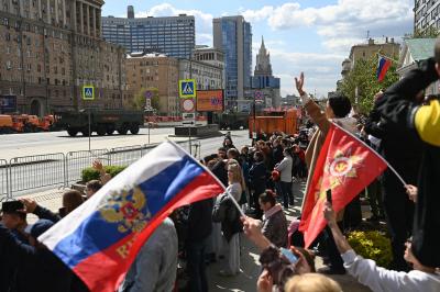 Um tanque e nenhum voo no desfile de Moscovo - Dia da Vitória foi uma sombra do que já foi - TVI