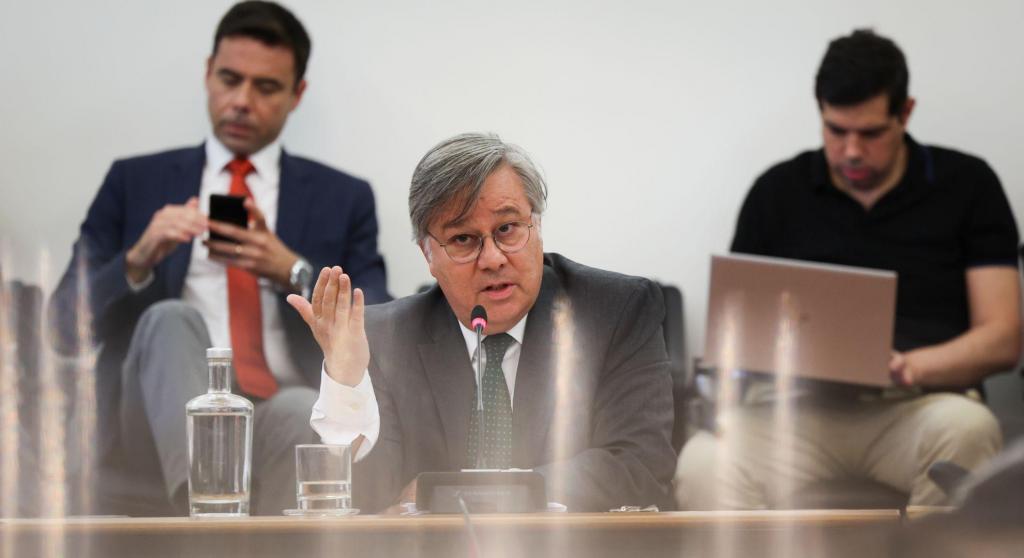 O ex-administrador não-executivo da TAP, Diogo Lacerda Machado, durante a sua audição na Comissão Parlamentar de Inquérito à Tutela Política da Gestão da TAP na Assembleia da República (Lusa/ José Sena Goulão)