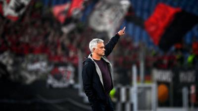 Mourinho: «Não penso no FC Porto de 2003, só penso nesta final» - TVI