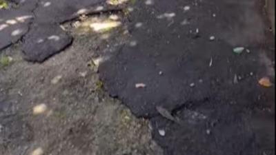 Homem multado em quase 900€ por ter consertado buraco na estrada - TVI