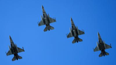 Portugal sondado para enviar caças F-16 para a Ucrânia - TVI