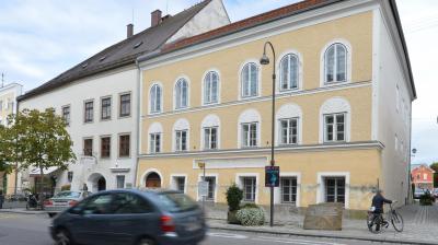 Áustria vai converter antiga casa de Hitler em centro de formação humanitária para polícias - TVI
