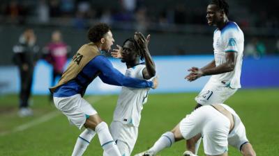 Mundial sub-20: Gâmbia vence França, Inglaterra bate Uruguai e apura-se - TVI