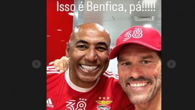 Adjunto de Schmidt rendido: «Isso é Benfica, pá!!!!» - TVI