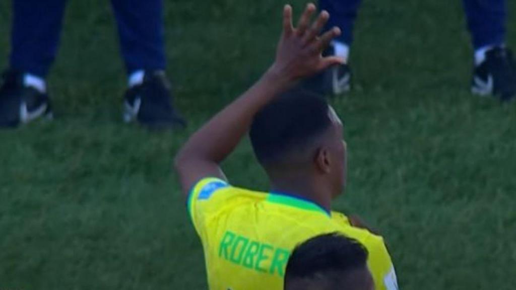Robert Renan alvo de insultos racistas no Mundial Sub-20