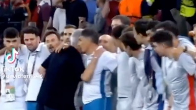 VÍDEO: Mourinho felicitou treinador do Sevilha antes... do penálti decisivo - TVI