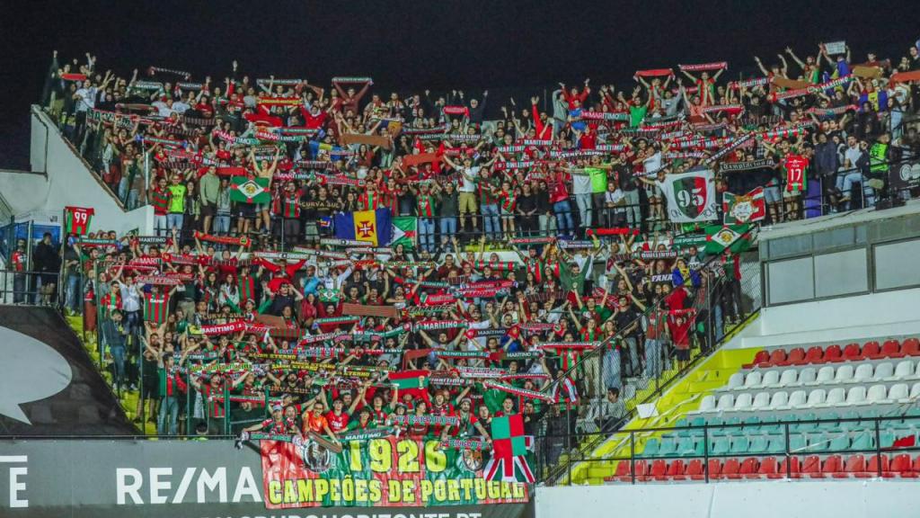Adeptos do Marítimo no Estádio José Gomes (FOTO: Marítimo)