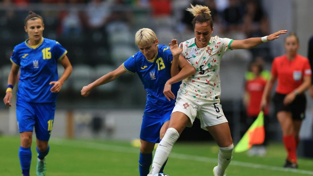 Futebol feminino: Portugal-Ucrânia (JOSE COELHO/LUSA)