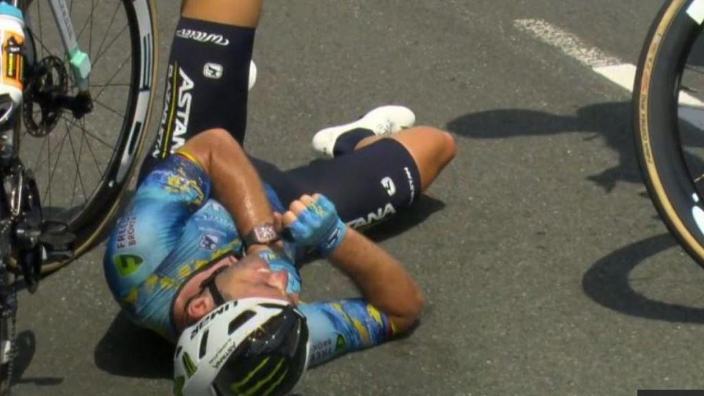 Mark Cavendish abandonou Tour depois de uma queda