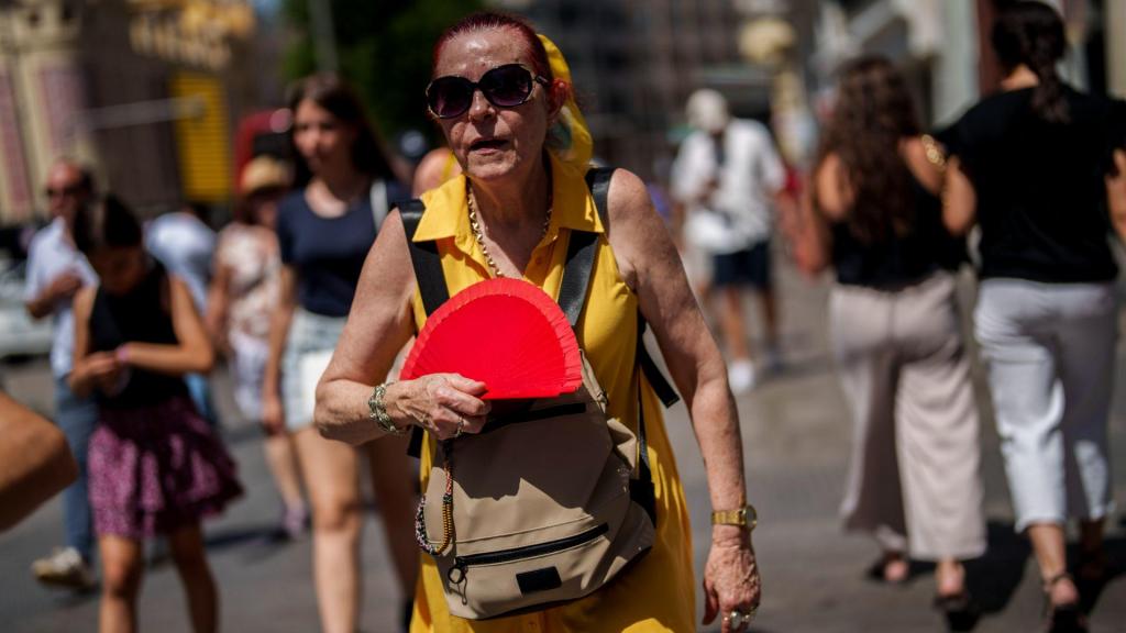 Espanha atravessa a segunda onda de calor do ano (Manu Fernandez/AP)