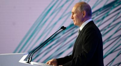 Putin diz que adesão da Ucrânia à NATO "tornará o mundo mais vulnerável" - TVI