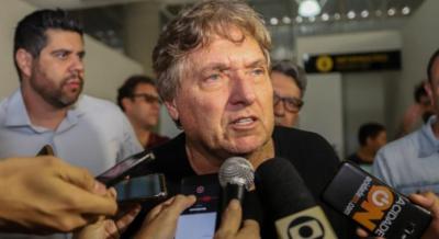Empresário brasileiro Saul Klein condenado a multa recorde por tráfico de mulheres - TVI