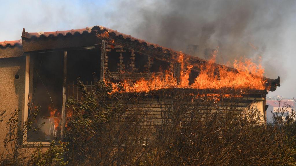  Incêndio Attica, Grécia (Dimitris Lampropoulos/Anadolu Agency via Getty Images